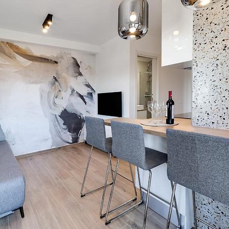 Residence Jonathan Biograd Na Moru Exterior photo