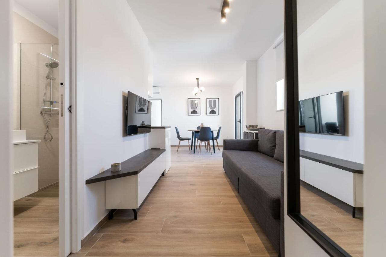 Residence Jonathan Biograd Na Moru Exterior photo