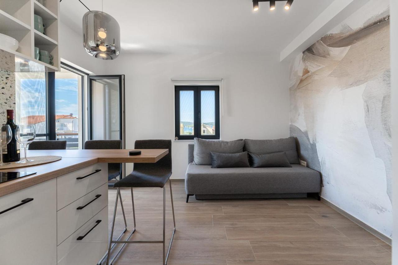Residence Jonathan Biograd Na Moru Exterior photo