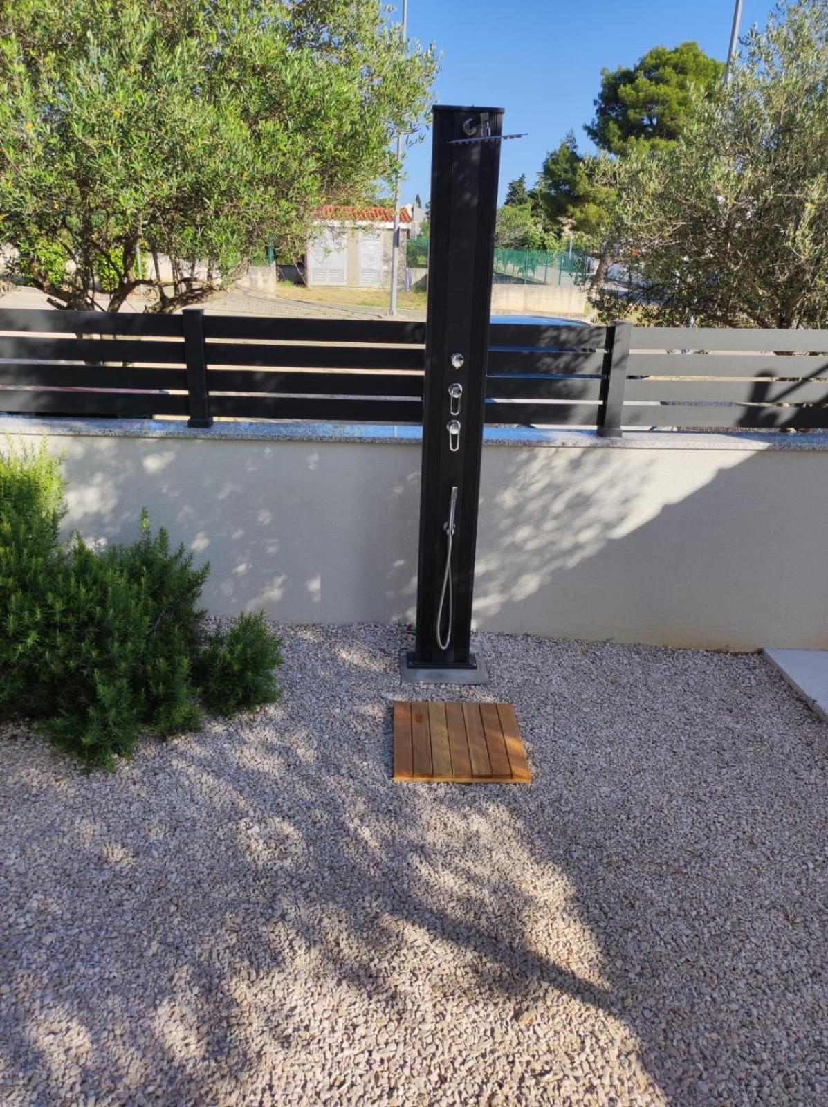 Residence Jonathan Biograd Na Moru Exterior photo